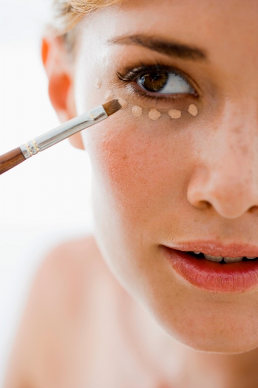 Советы по нанесению макияжа от профессиональных мировых визажистов