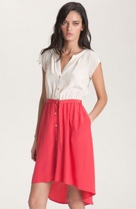 Платья и юбки со шлейфом – модная тенденция весенне-летнего сезона 2012