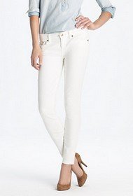Белые джинсы – летний тренд 2012