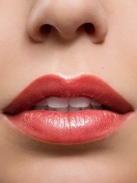 Форма губ: советы по макияжу