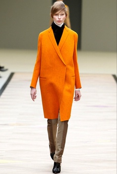 Осень 2011: модные цвета пальто