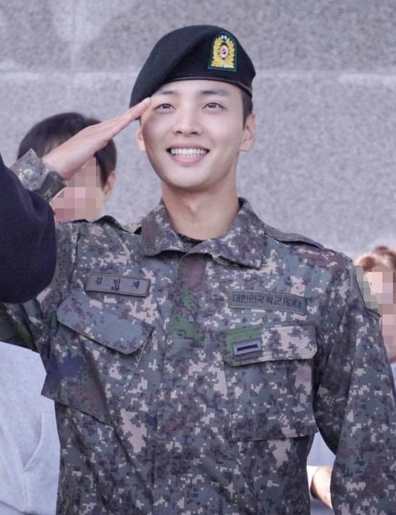 Ким Мин Джэ в армии