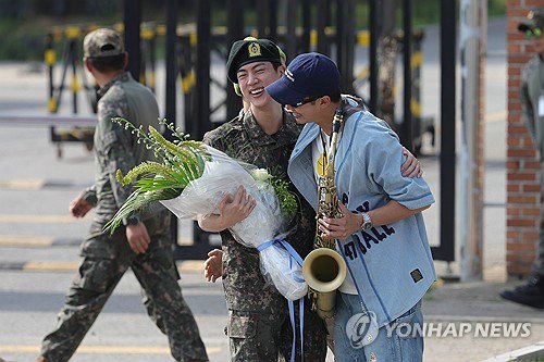 Джин из BTS вернулся с военной службы